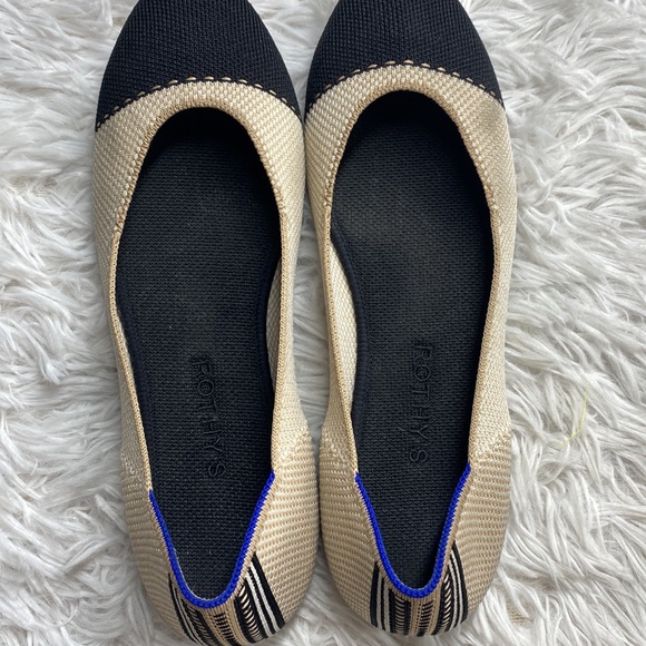 Rothy’s “The Square”  in Tuxedo size 9 - Picture 13 of 16